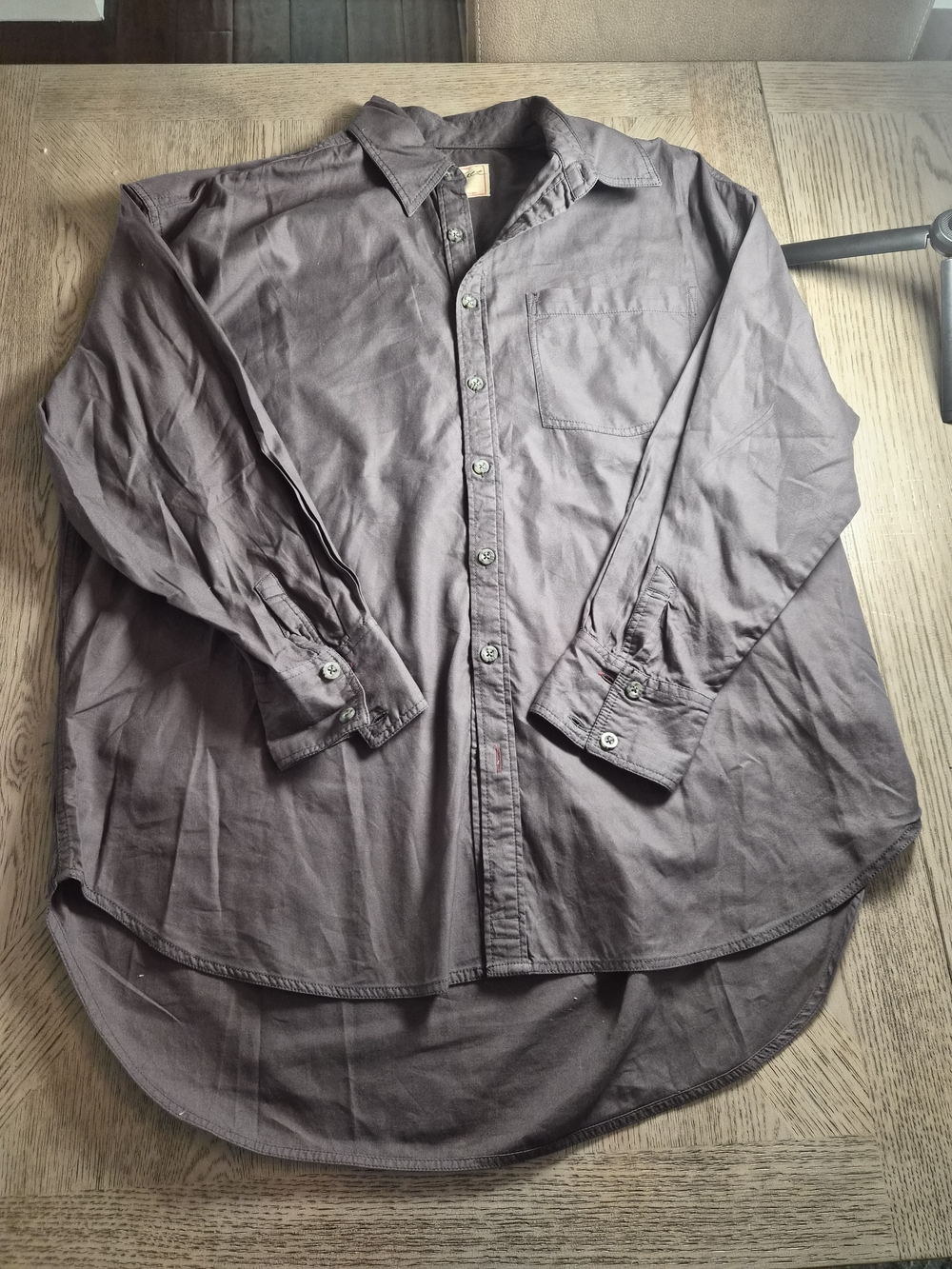 We The Free Men's Button-Down Shirt in Charcoal Gray